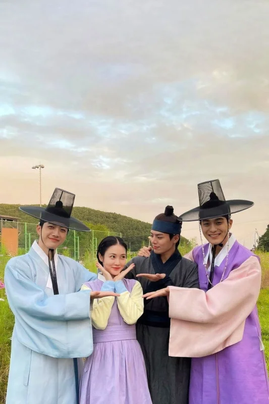 Любовные истории красавчиков-учёных