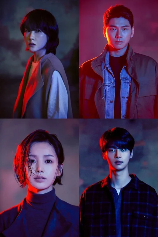 Красная луна, синее солнце